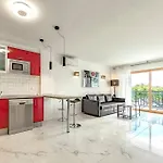 Modern In Parque Royal I, Playa Fanabe Apartmán *