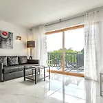 Modern In Parque Royal I, Playa Fanabe Apartmán *