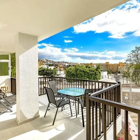 Modern In Parque Royal I, Playa Fanabe * 아데제
